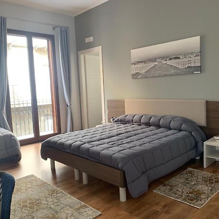 Demarete Hotell Gela Eksteriør bilde